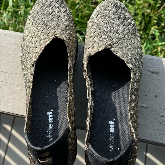 Ladies wedge summer/fall shoes, SUPER comfy. - Picture 2 of 6